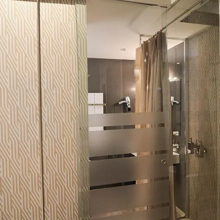 Romaresidence Trastevere 招待所 2*